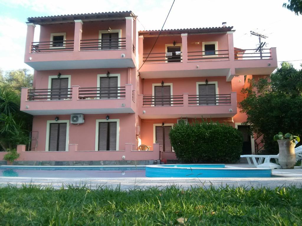 Stathis Apartments Дасия Екстериор снимка