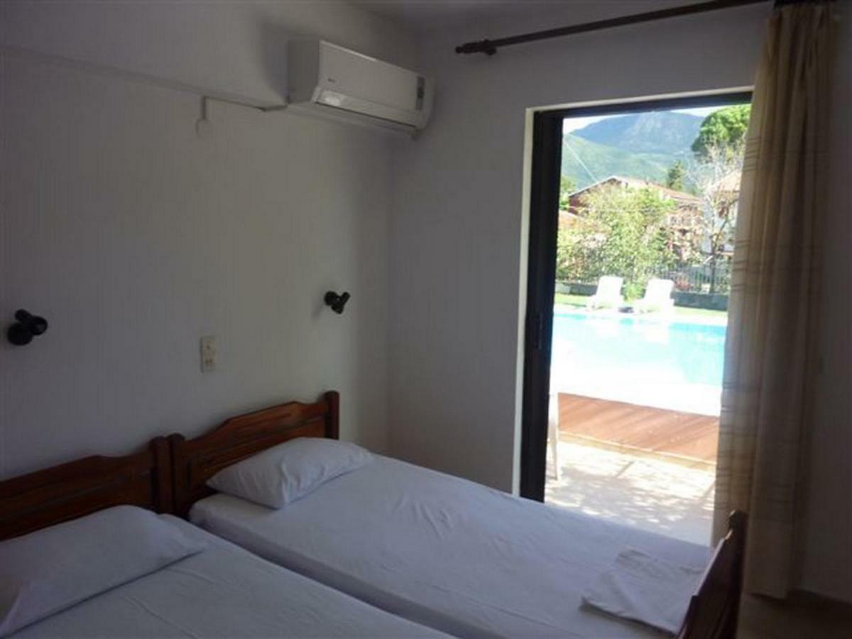 Stathis Apartments Дасия Екстериор снимка